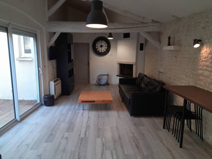 Location de vacances pour 16 personnes, avec jardin et terrasse à Croix-Chapeau - 2