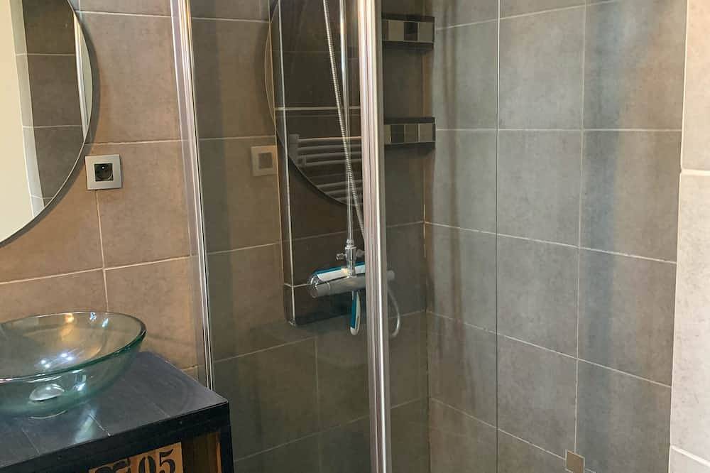 Waterfront vacation home in Port-de-Bouc, Istres region