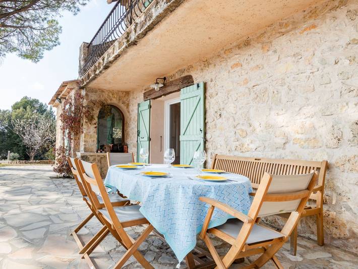 Location de vacances pour 6 personnes, avec jardin et balcon à Tourtour - 3