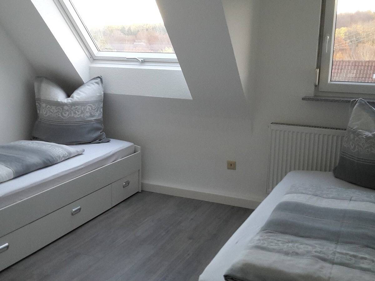 Ganze Ferienwohnung, Ferienwohnung Spielhaupter - Ferienwohnung mit 76qm, 2 Schlafzimmer, max. 4 Personen in Schömberg, Nordschwarzwald
