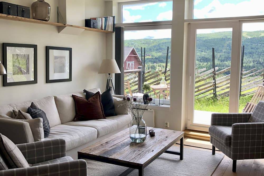 Ganze Wohnung, In the heart of magical Geilo – modern apartment with sunny terrace and views in Geilo, Hol