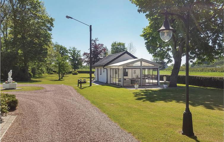 Location de vacances pour 4 personnes, avec terrasse et jardin dans Skåneland - 2