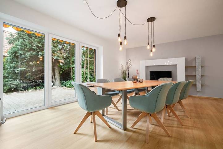 Ferienhaus für 8 Personen, mit Terrasse und Garten in Alt Schwerin