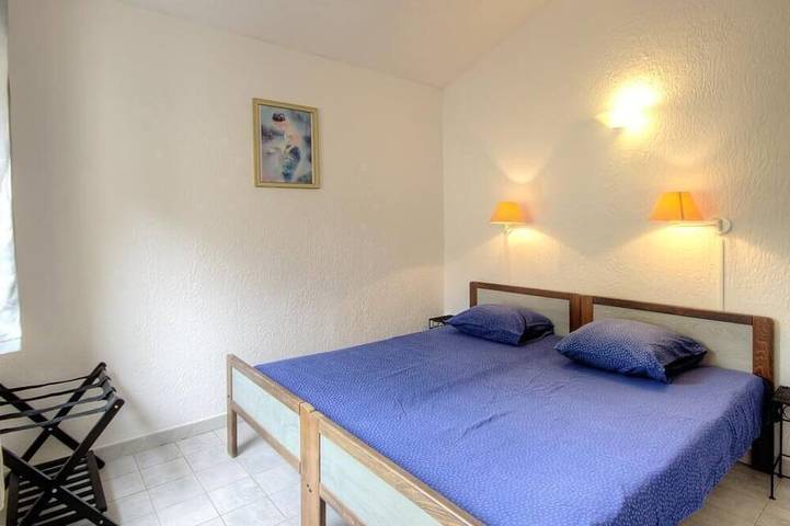 Location de vacances pour 3 personnes, avec Jardin et Piscine à Costa - 2