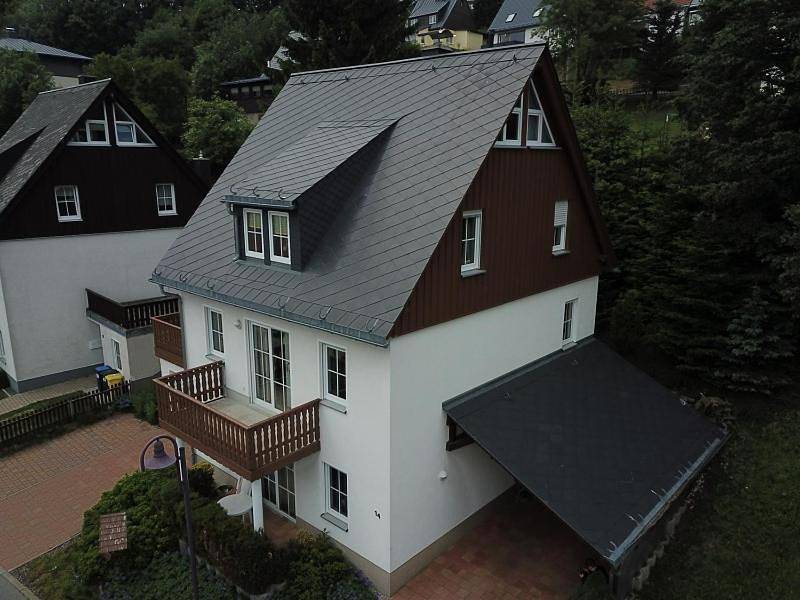 Haus am Berg - großes Haus mit Sauna für bis zu 10 Personen unweit vom Skihang in Oberwiesenthal, Erzgebirge