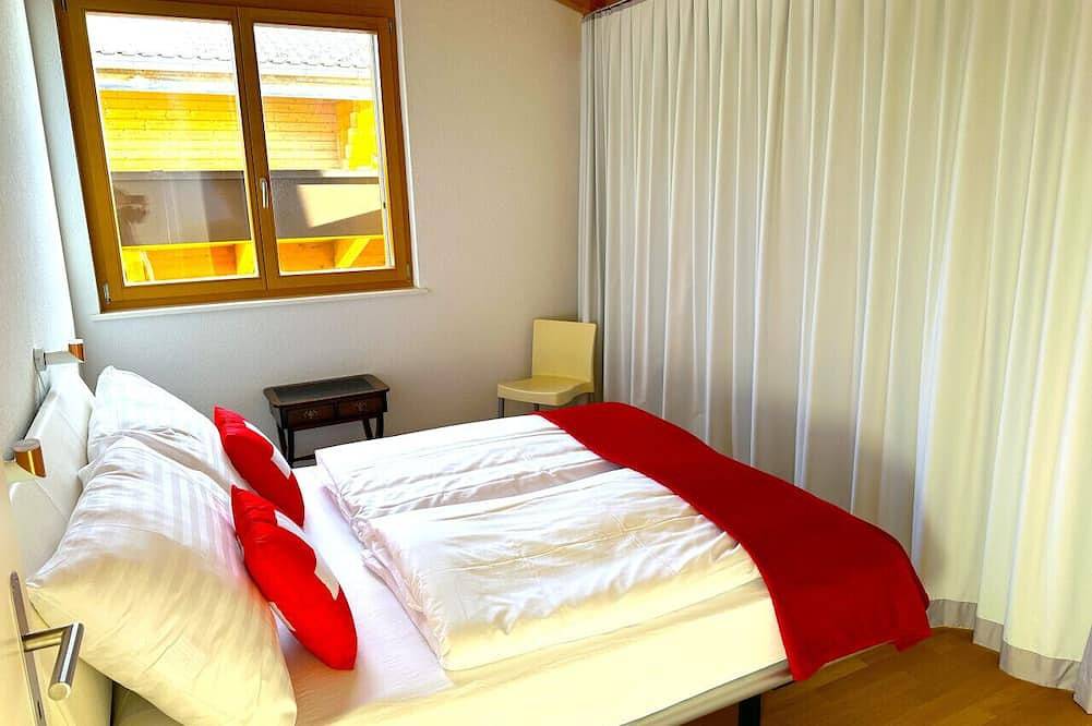 Geheel appartement, Concierge, Lake Thun/Alps Scenic Views by Swisshut in Sigriswil, Meer van Thun