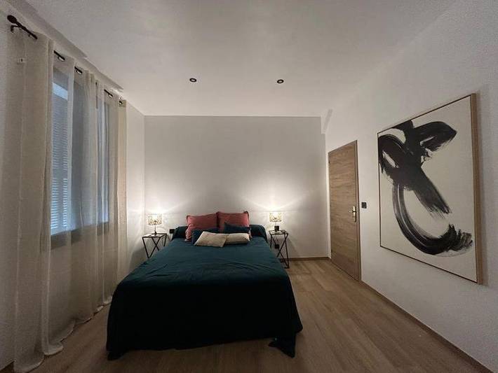 Hôtel pour 2 personnes, avec terrasse et vue à Guitera-les-Bains