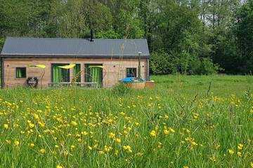 Cottage pour 10 personnes, avec jardin et jacuzzi à Thenay