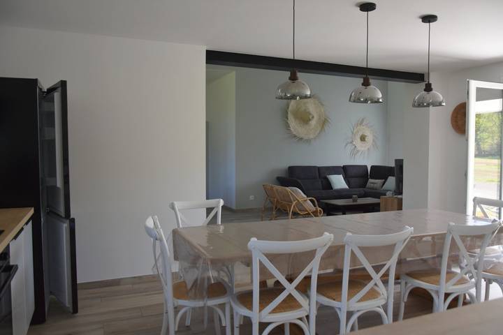 Gîte pour 10 personnes, avec jardin et terrasse à Le Porge - 3