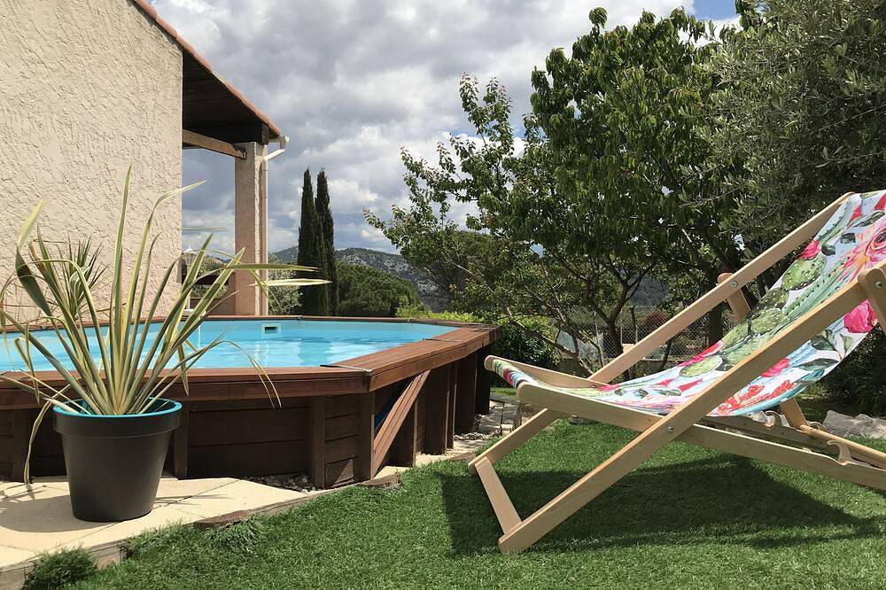 Villa Cléa, belle maison provençale, dans les collines in Carnoux-en-Provence, Côte méditerranéenne (France)