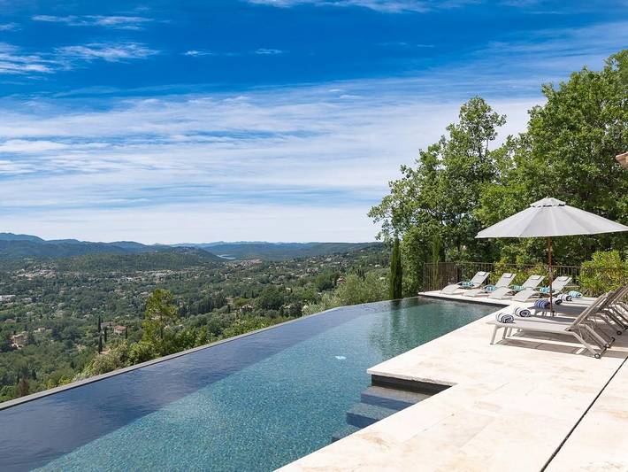 Location de vacances pour 14 personnes, avec piscine et jardin à Spéracèdes - 3