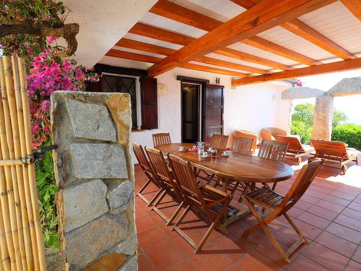 Location de vacances pour 6 personnes, avec Terrasse et Jardin à Castiadas - 2
