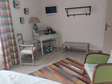 Chambre D’hôte pour 2 Personnes dans Ougney, Jura, Photo 4