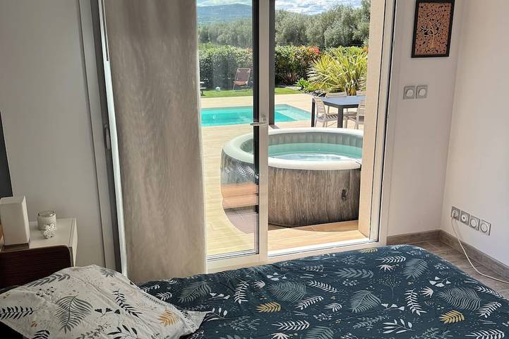 Location de vacances pour 7 personnes, avec jardin et jacuzzi à Estagel - 2