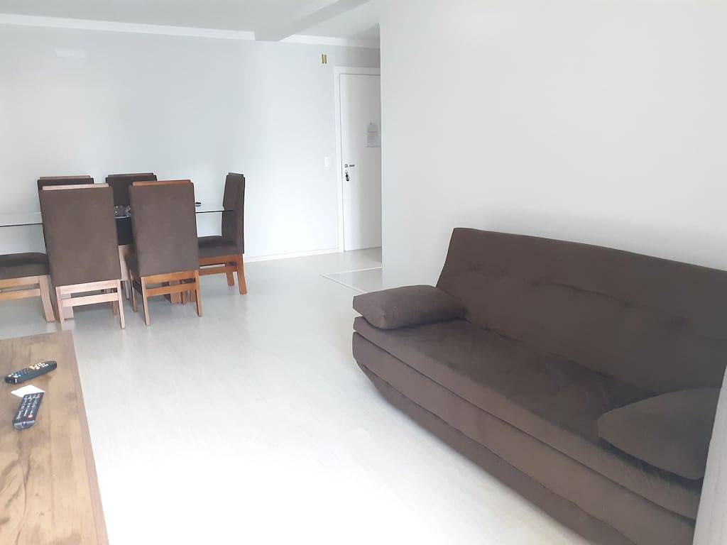 Ganze Wohnung, Cod: 206, Apartment mit 2 Schlafzimmern in Strandnähe in Bombinhas, Litoral Catarinense