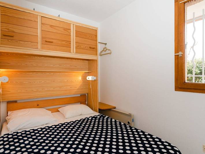 Gîte pour 4 personnes, avec piscine et terrasse dans Plage des Ayguades - 3