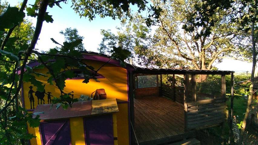 Camping pour 2 personnes, avec vue et terrasse dans la Loire - 3