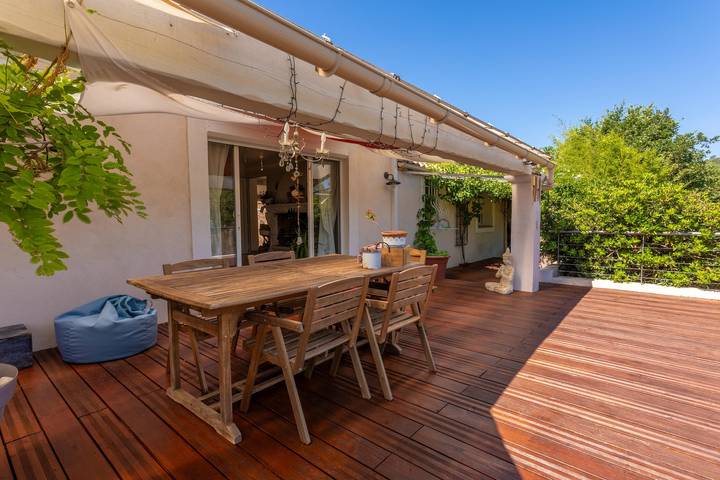 Villa 'Les Cigales' avec piscine privée, Wi-Fi et climatisation in Le Thoronet, Région de Draguignan