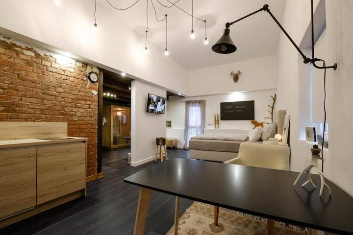 Ferienwohnung für 2 Personen, mit Terrasse und Sauna in Besigheim