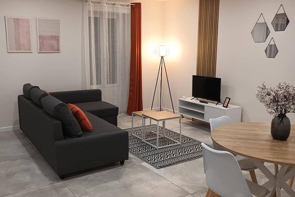 Appartement entier, Appartement cosy à l'étage à la campagne - parking privé in Fontaines-d'Ozillac, Région de Jonzac