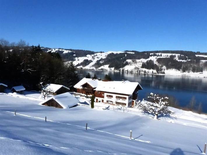 Ferienwohnung für 6 Personen, mit Terrasse und Garten sowie Seeblick, kinderfreundlich im Allgäu - 3