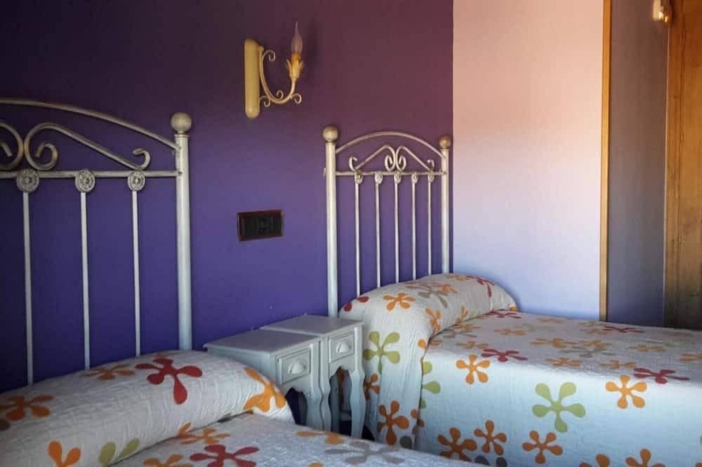 Casa Rural 'La Cabaña' con Vistas a la Montaña y Wi-Fi in Mozoncillo de Juarros, Ibeas de Juarros