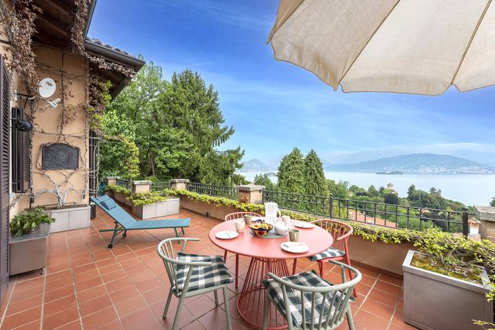 Ferienhaus für 4 Personen, mit Seeblick und Terrasse, kinderfreundlich in Comune di Stresa - 2