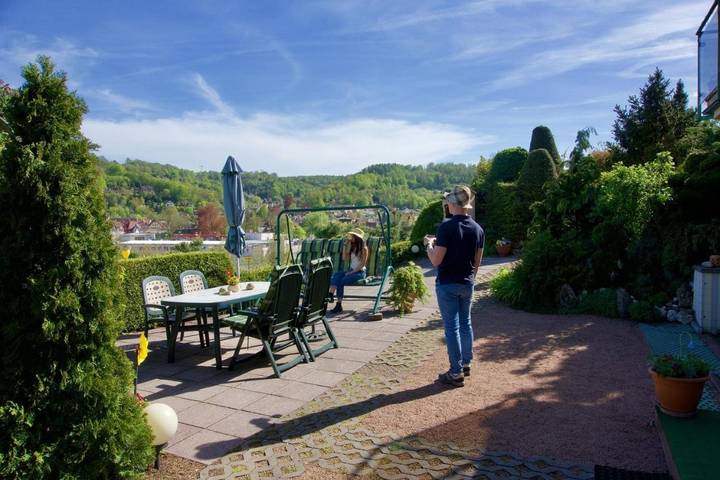 Ferienwohnung für 2 Personen, mit Terrasse und Garten sowie Ausblick in Schmalkalden