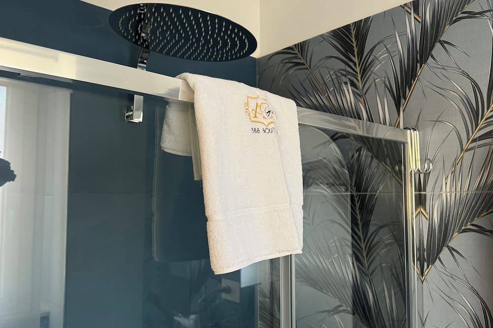 Double room with private bathroom in B&B Ac Gold Boutique in Reggio Calabria, Reggio Calabria Province