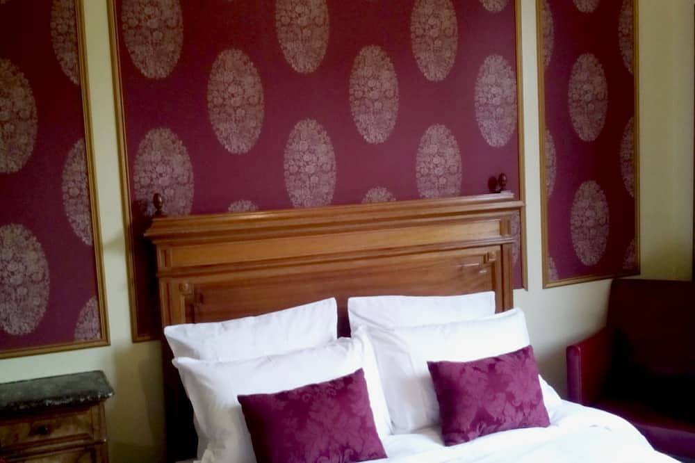 Ganze Wohnung, Manoir De Barbotin, Appartement de la Marquise. in Ploërmel, Vannes und Umgebung