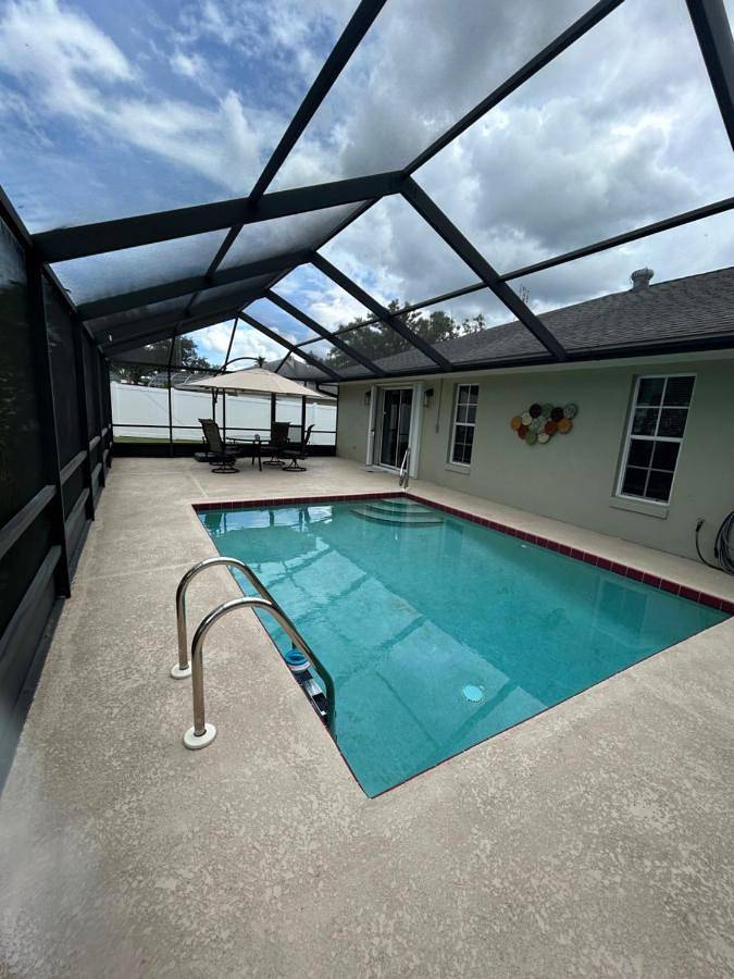 Casa de vacaciones para 6 personas, con piscina y vistas además de vistas al lago y jardín, Se admiten mascotas - 1