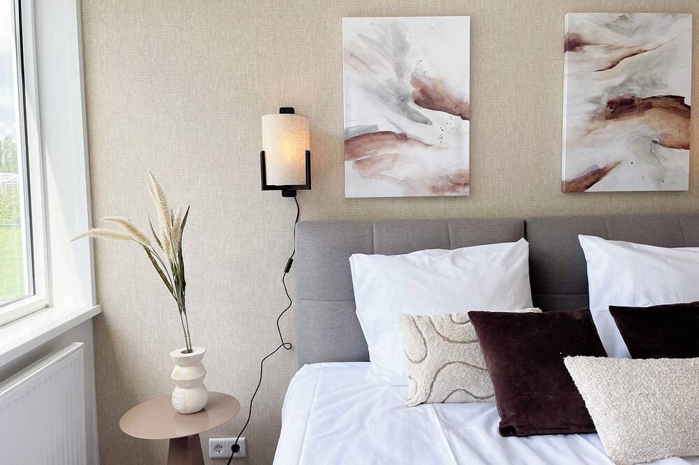 Geheel appartement, Ontworpen met studenten in gedachten — betaalbaar, comfortabel en dicht bij de campus. Kook in de gedeelde keuken, doe de was ter plaatse en geniet van een rustige studeeromgeving. in Tilburg, Noord-Brabant