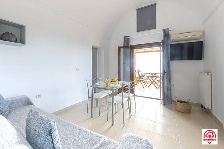 Gîte pour 4 personnes, avec balcon/terrasse à Megalochori - 3