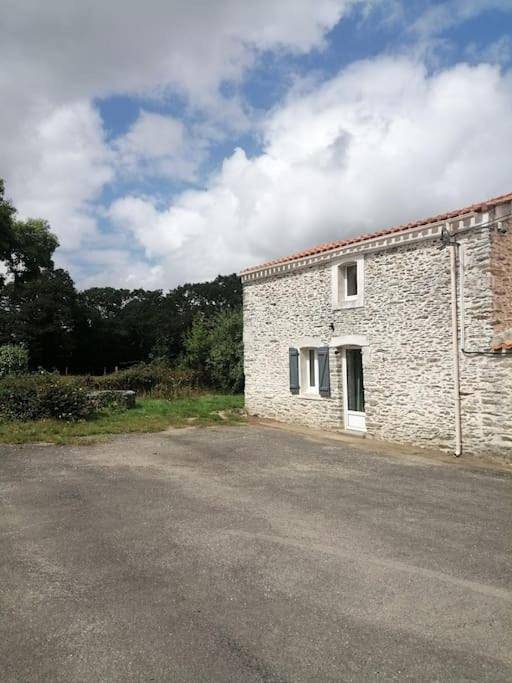 Location de vacances pour 6 personnes, avec Jardin à Saint-Étienne-de-Mer-Morte