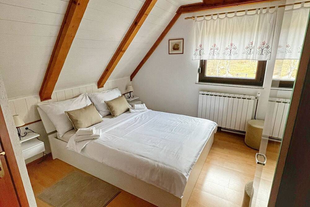 Ganze Wohnung, Zimmer Radmila, (8425), Plitvicka jezera, hr in Smoljanac, Plitvicer Seen