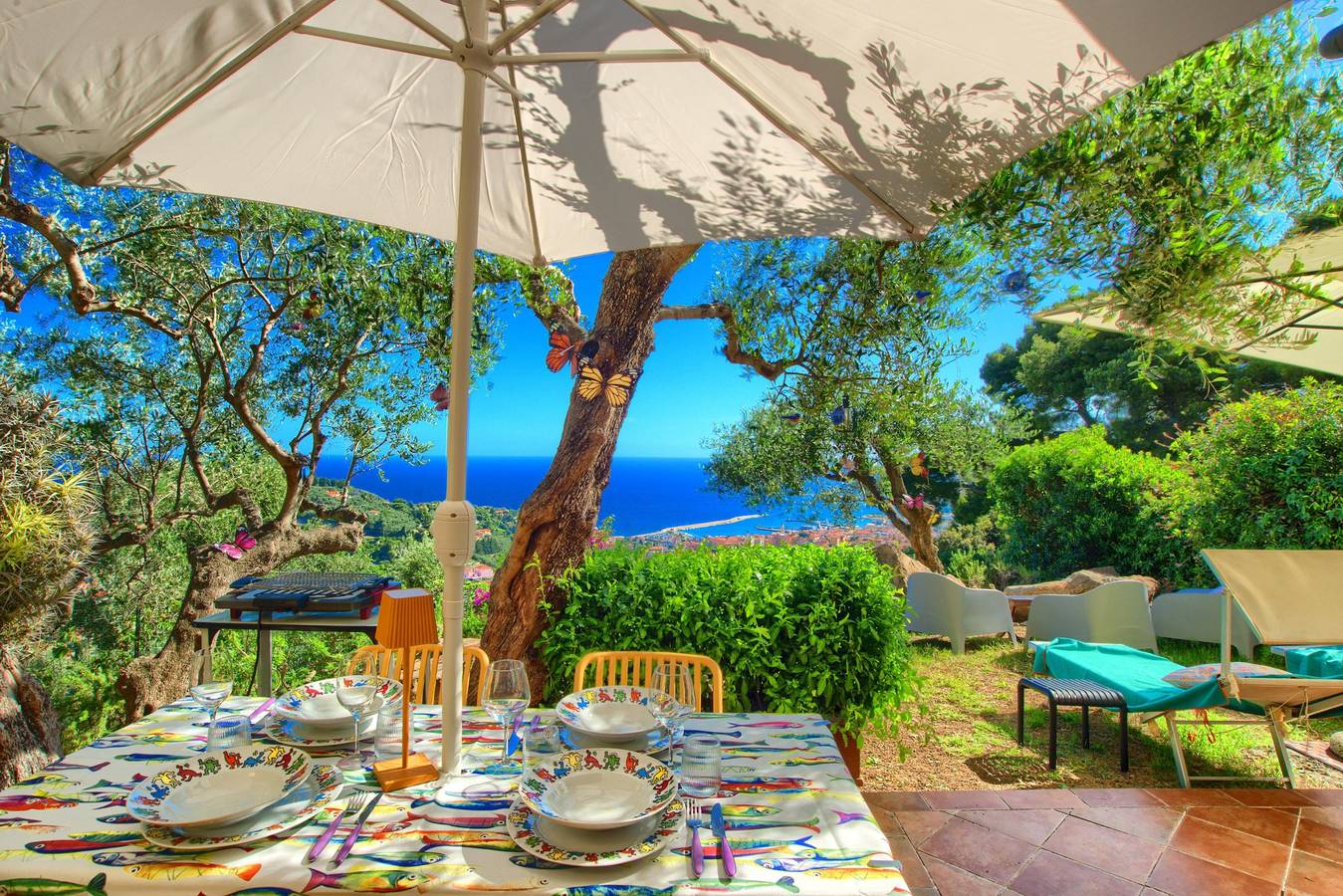 Residenz für 2 Personen mit Balkon/Terrasse in Oneglia, Imperia