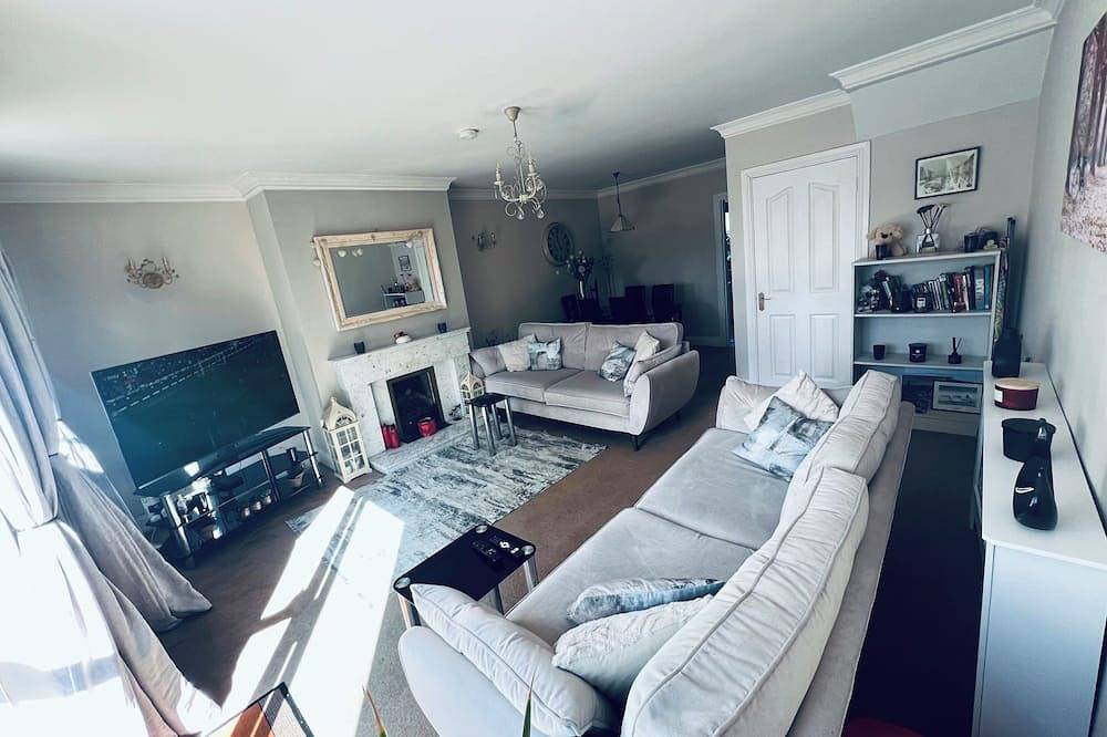 Maryborough Woods Residence - Cosy & quiet in private estate Douglas Village  in Cork, Condado de Cork
