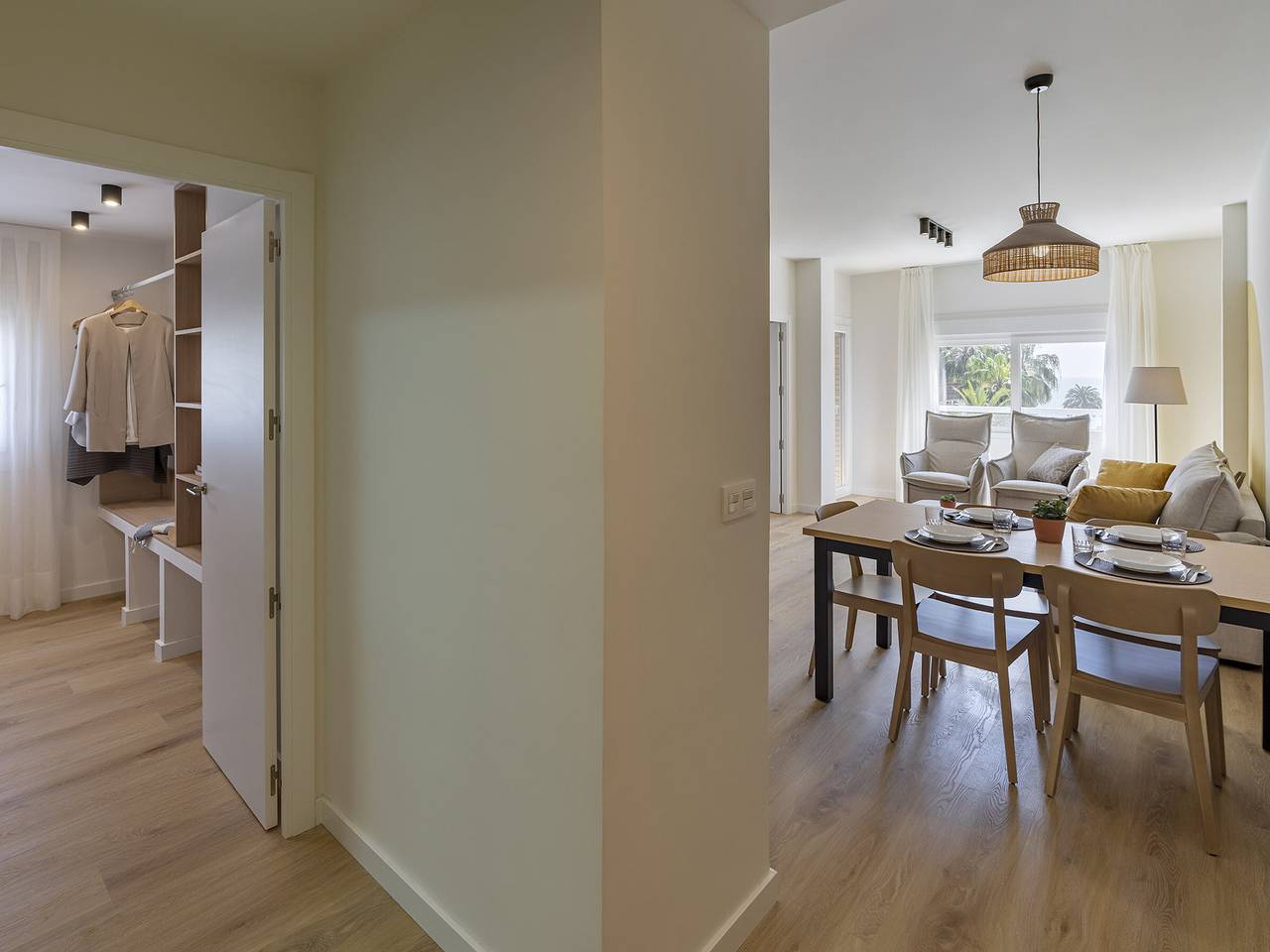 Entire apartment, Modern apartment with terrace and pool in Benicàssim in Benicassim, Costa del Azahar