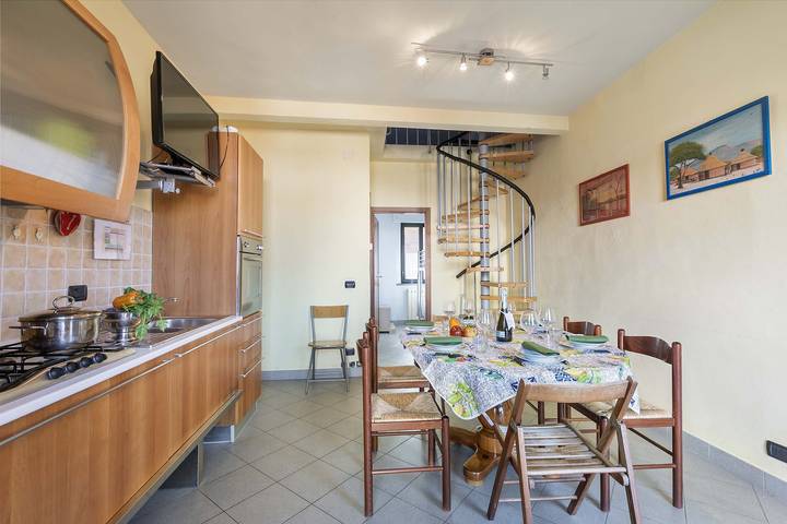 Gîte pour 6 personnes, avec balcon à Viareggio - 3