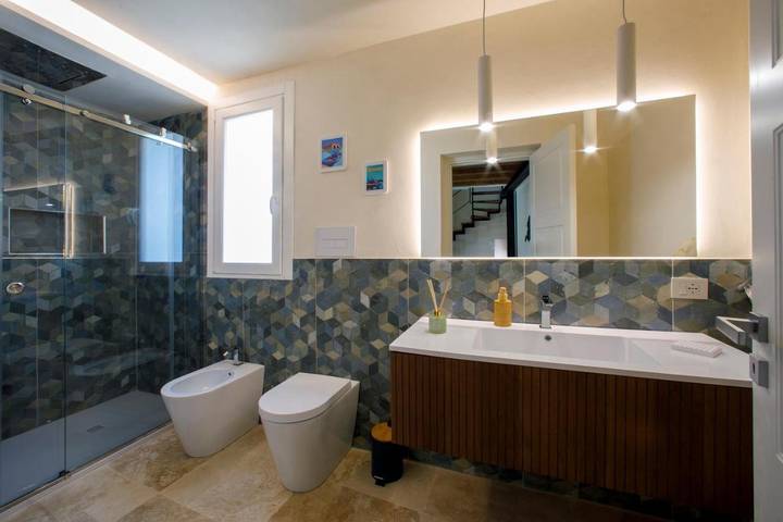 Location de vacances pour 6 personnes, avec piscine ainsi que terrasse et jardin à Favignana - 3