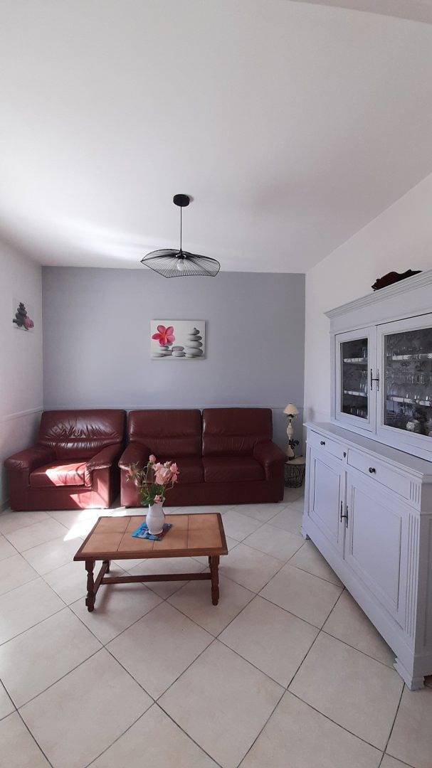 Gîte pour 6 personnes, avec terrasse à Saint-Georges-de-Didonne - 2