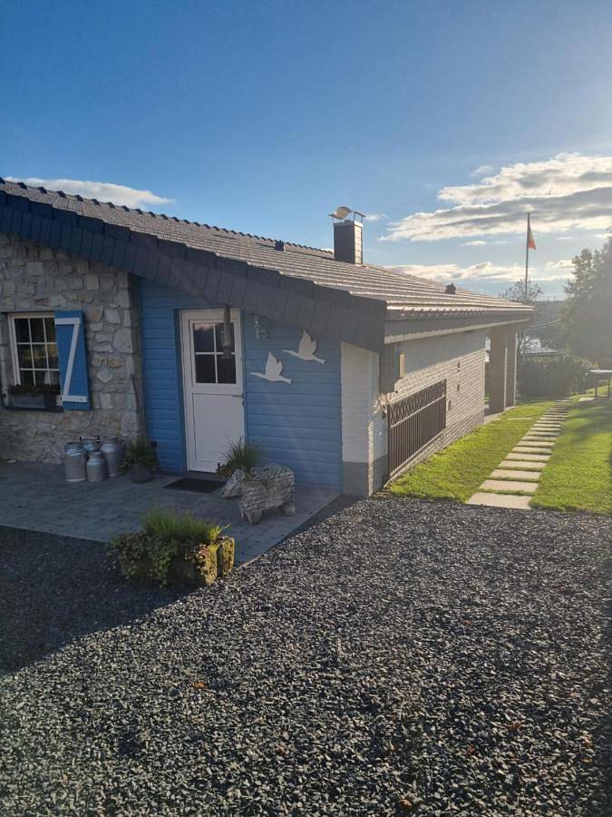 Location de vacances pour 2 personnes, avec jardin ainsi que vue sur le lac et vue à Butgenbach - 3