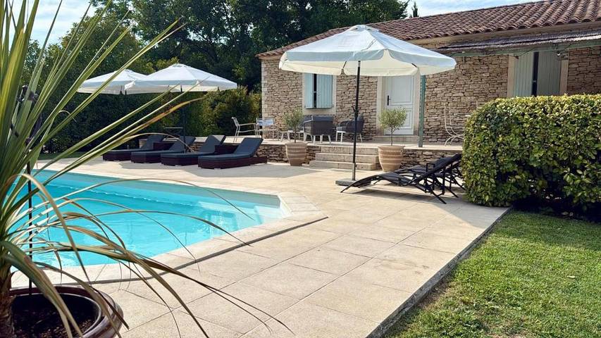 Villa pour 6 personnes, avec Balcon et Terrasse ainsi que Jardin et Piscine à Gordes - 3