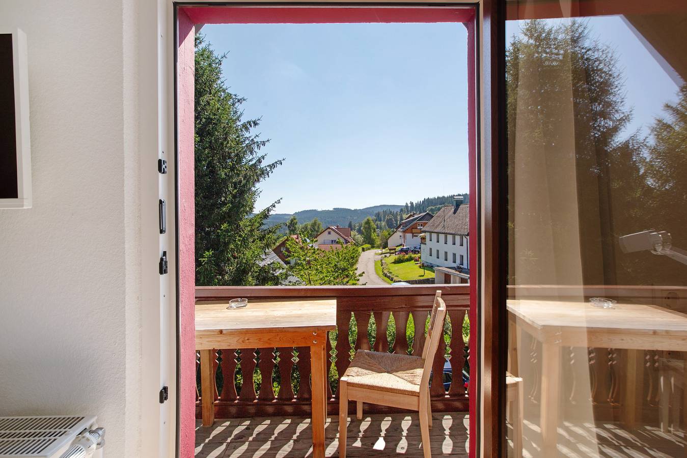 Ganze Wohnung, Ferienwohnung 'Spatzennest' mit Gemeinschaftsgarten, Balkon und Wlan in Suedlicher Schwarzwald, Feldberg