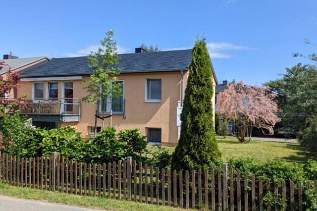 Ferienhaus für 6 Personen, mit Balkon und Terrasse sowie Garten und Sauna in Wustrow