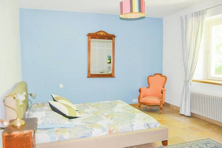 Location de vacances pour 6 personnes, avec jardin et piscine à Saint-Gervais-sur-Roubion - 4