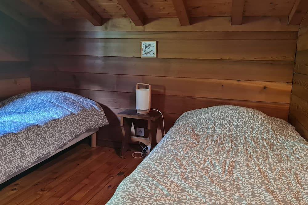 Ganze Wohnung, Wohnung in einem Chalet aus Holz, nach Süden in Le Grand-Bornand, Annecy und Umgebung