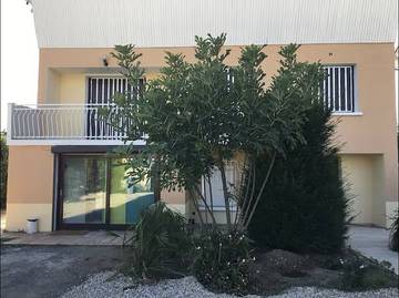 Gîte pour 4 personnes, avec terrasse et jardin, animaux acceptés à Irigny