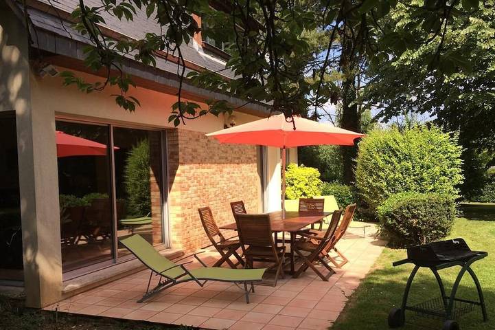 Location de vacances pour 7 personnes, avec jardin et terrasse, animaux acceptés à La Londe