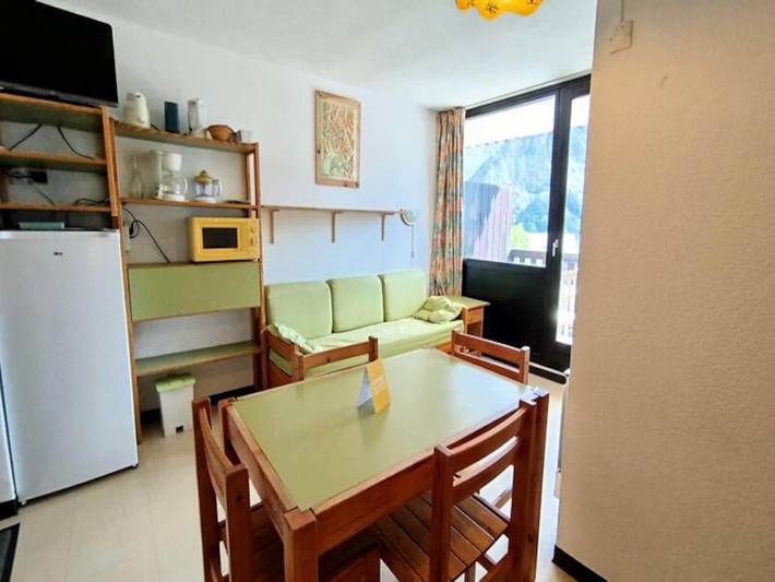 Gîte pour 6 personnes, avec balcon et jacuzzi à Réallon - 4